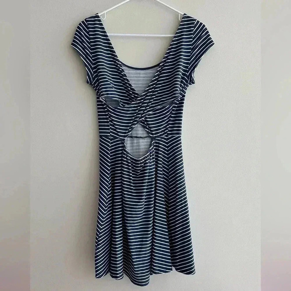 American Eagle Outfitters Blue and White Fit & Flare Dress w/ Crossed Open Back - Picture 11 of 16